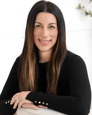 Photo of Laura Bruno, Registered Psychotherapist (Qualifying), MA, B Ed., BA