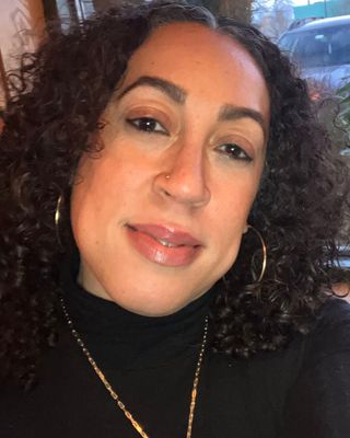 Photo of Shannon Salgado, Marriage & Family Therapist, LMFT, CSTFP