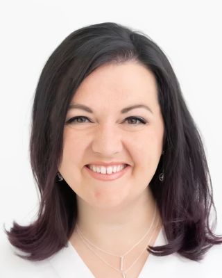 Photo of Lindsay Humphries, Clinical Social Work/Therapist, MSW, CSW