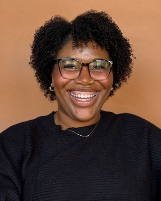 Photo of Courtney McGrue, Clinical Social Work/Therapist, LICSW