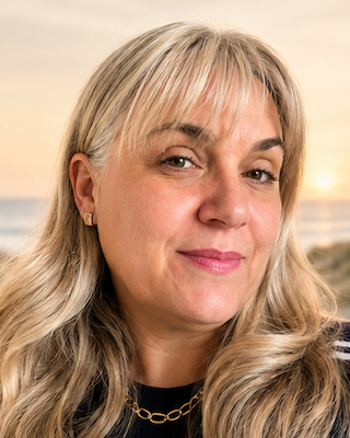 Photo of Cristina Pereira, Psychiatric Nurse Practitioner