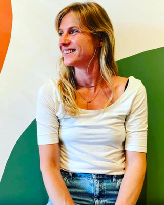 Photo of Susanna Milles, Psychotherapist, MA, UKCP Trainee