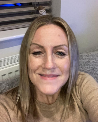 Photo of Louise Palmer, Psychotherapist, MBACP
