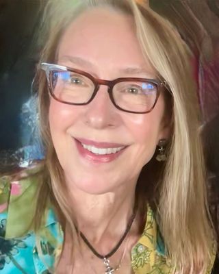 Photo of Holly Clare Williams, Psychologist, PhD, MA