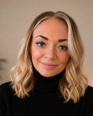 Photo of Charlotte Walmsley, Counsellor, MBACP