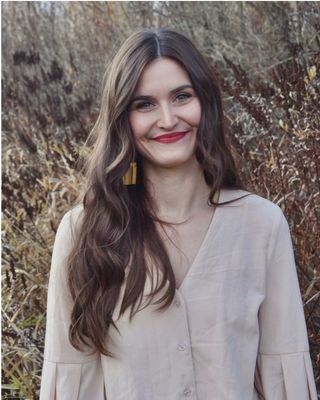 Photo of Stephanie McLain - Felt Sense Nature Therapy | Stephanie McLain, Pre-Licensed Professional, MA, LPC-A