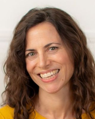 Photo of Emma Culpeper, Pre-Licensed Professional, BMus, MA