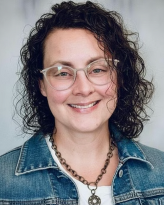 Photo of Kelli Manoogian, Licensed Professional Counselor, LPC