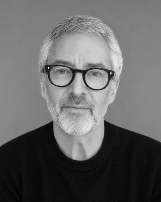 Photo of Simon Brooks, Psychotherapist, DCounsPsych, MBACP