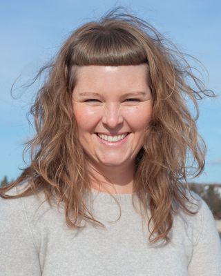 Photo of Sarah Peacock, Art Therapist, DVATI, RCAT