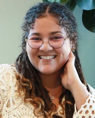 Photo of Erica Reeves, Pre-Licensed Professional, MA, RMHCI