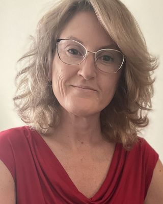 Photo of Angela Fawcett - Couples Therapy | Intimacy | Attachment - Angela, Registered Social Worker, RSW