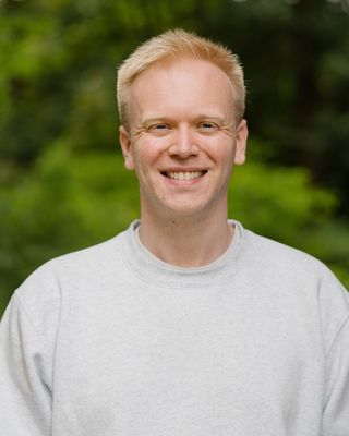 Photo of Alexander John Macdonald, Pre-Licensed Professional