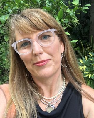 Photo of Jennifer McKenzie, Clinical Social Work/Therapist, LCSW