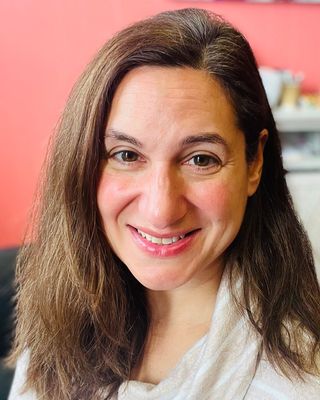 Photo of Georgia Angelakos, Counselor in Edgebrook, Chicago, IL