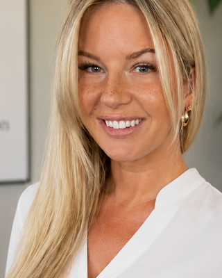 Photo of Lisa Vanderpas, Registered Psychotherapist (Qualifying), MA, BA