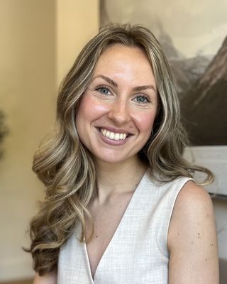 Photo of Hannah Paolini, Pre-Licensed Professional