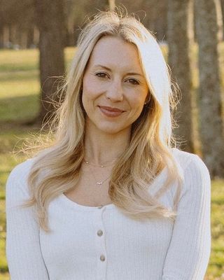Photo of Mary Ellen Alexander, Pre-Licensed Professional, MA