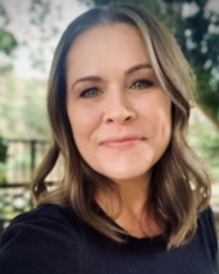 Photo of Julie Schanze, Clinical Social Work/Therapist, LCSW
