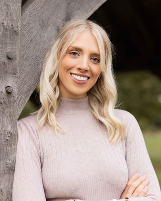 Photo of Zoe Jackson, Psychotherapist, MSc, BACP