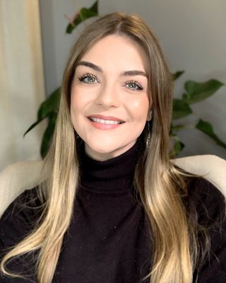 Photo of Ashley Lourens, General Counsellor