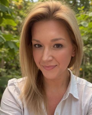 Photo of Lindsay Van Parys, Psychiatric Nurse Practitioner, MNSc, CPNP, PMHNP