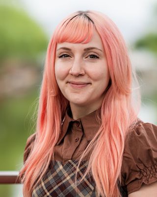 Photo of Tena Thomas, Counselor, LPC