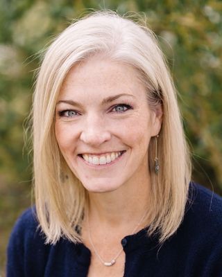Photo of Natalee Pykles, Marriage & Family Therapist Associate, AMFT, MBA