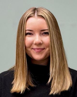 Photo of Clare Brassil - Clare Brassil: Youth, College & Early Career, LAC