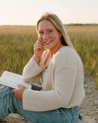 Photo of Ashlyn LaClair, LCSW Associate, LCSWA, MSW