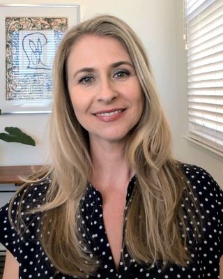 Photo of Dr. Erin McKnew, Psychologist, PsyD