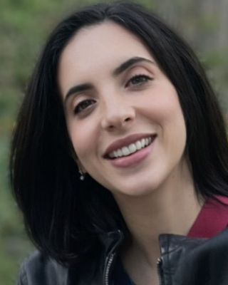 Photo of Jodie Beth Levinson, Creative Arts Therapist, LCAT, MT-BC