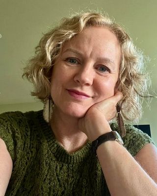 Photo of Christine Paquin, Psychiatric Nurse Practitioner, DNP, PMHCNS