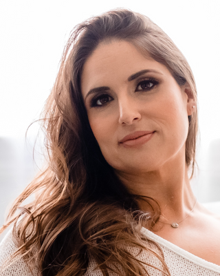 Photo of Alexandra Pinkus, Marriage & Family Therapist in Bel Air, Los Angeles, CA