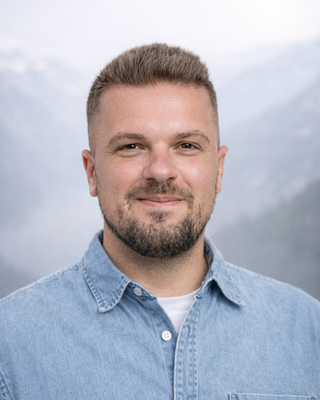 Photo of Irnes Zeljkovic, Registered Social Worker, MSW, RSW