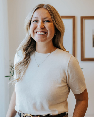 Photo of Nicole Bird, Registered Psychotherapist, RP, MACP