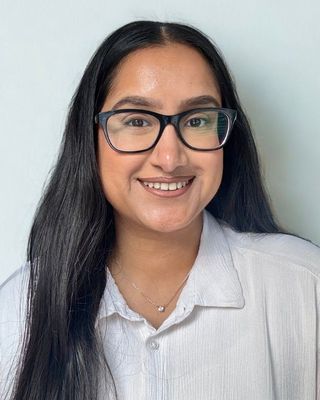 Photo of Ramanpreet Saggi, Registered Psychotherapist (Qualifying), MACP, Intern