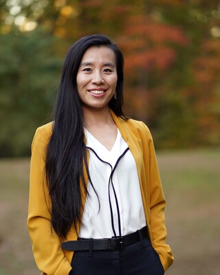 Photo of Lizzie Liu, Counselor