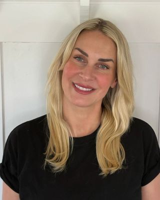 Photo of Venetta Elizabeth Henry, Counsellor, MA, RCC
