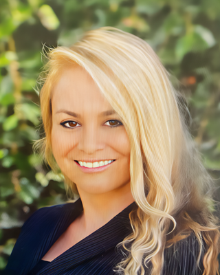 Photo of Giselle Rapuzzi, Marriage & Family Therapist, LMFT