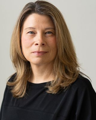 Photo of Tracey Ropp, Registered Psychotherapist, RP, MEd