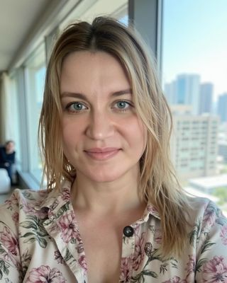 Photo of Julia Lobodenko-Cox, Psychiatric Nurse Practitioner, PMHNP