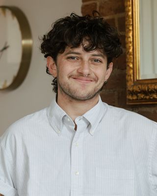 Photo of Levi Levin, Pre-Licensed Professional, MSW, LMSW