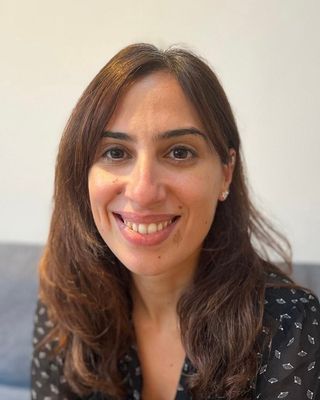 Photo of Simona Ahmed, Counsellor, MA, MBACP
