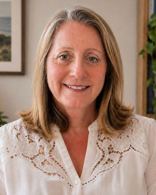 Photo of Tracey Lloyd, Counsellor, BACP