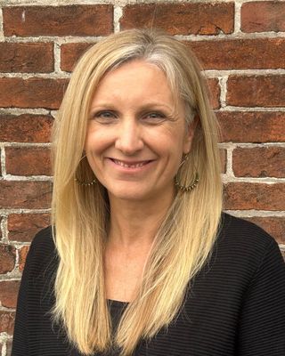 Photo of Caelwen Cole, Pre-Licensed Professional, MA MFT