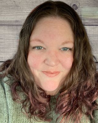 Photo of Lindsay Hood, Counselor, MA, LMHC