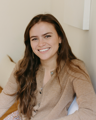 Photo of Julia Pascualy, Counselor, LMHC