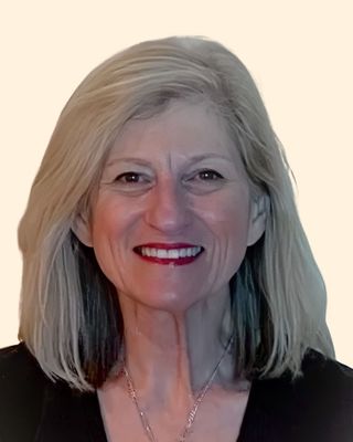 Photo of Leslie Mormile, Psychiatric Nurse Practitioner, PMHNP