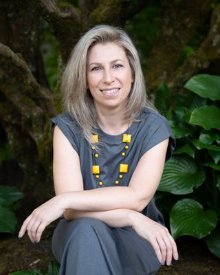 Photo of Marina Vaysman, Counsellor, MACP, RCC